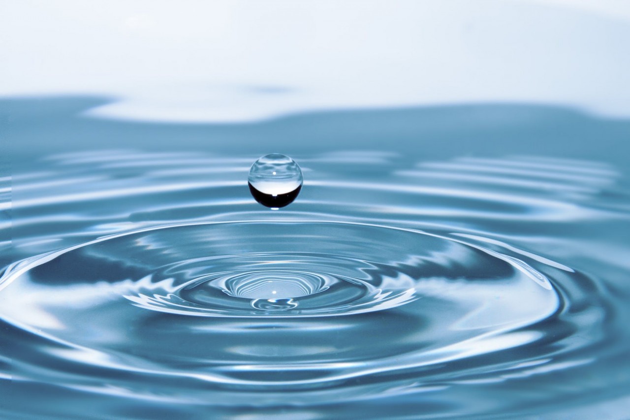Asidik Su: Riskler, Faydalar ve Daha Fazlası