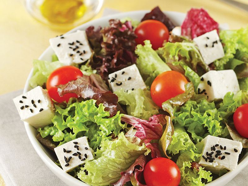 Peynirli Akdeniz Salatası Kaç Kalori