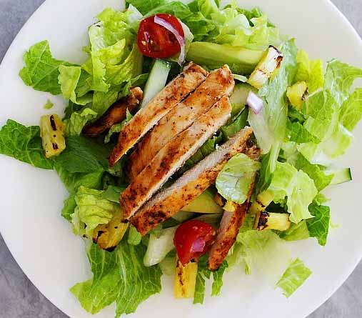 Tavuklu Akdeniz Salatası Kaç Kalori