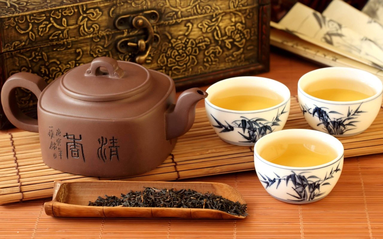 Kilo Vermek ve Göbek Eritmek İçin En İyi 6 Çay - Zayıflama Çayları